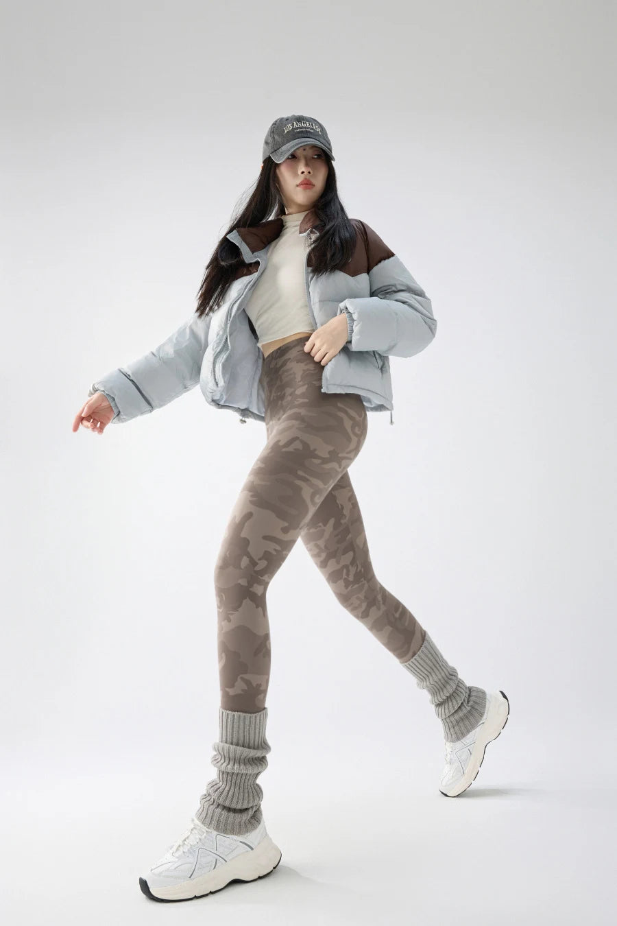 BIVIGAOS 2024 Autumn Winter Camouflage Sharkskin Leggings Brushed Shark Pants Women Thin Fleece Warm Casual Fashion Leggings