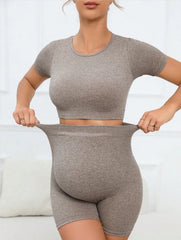 Women's 2-Piece Seamless Maternity Set - Short Sleeve Crop Top & Leggings