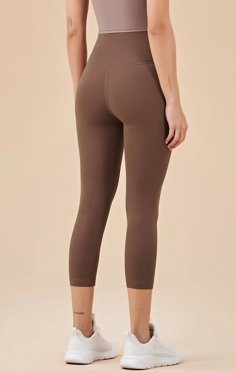 SOISOU Nylon Yoga Capri Pants Leggings Women's Pants Gym Sexy High Waist Tight Breathable Elastic Girl Sports Pants 13 Colors