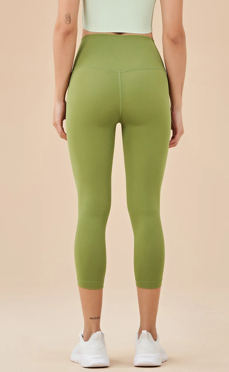 SOISOU Nylon Yoga Capri Pants Leggings Women's Pants Gym Sexy High Waist Tight Breathable Elastic Girl Sports Pants 13 Colors