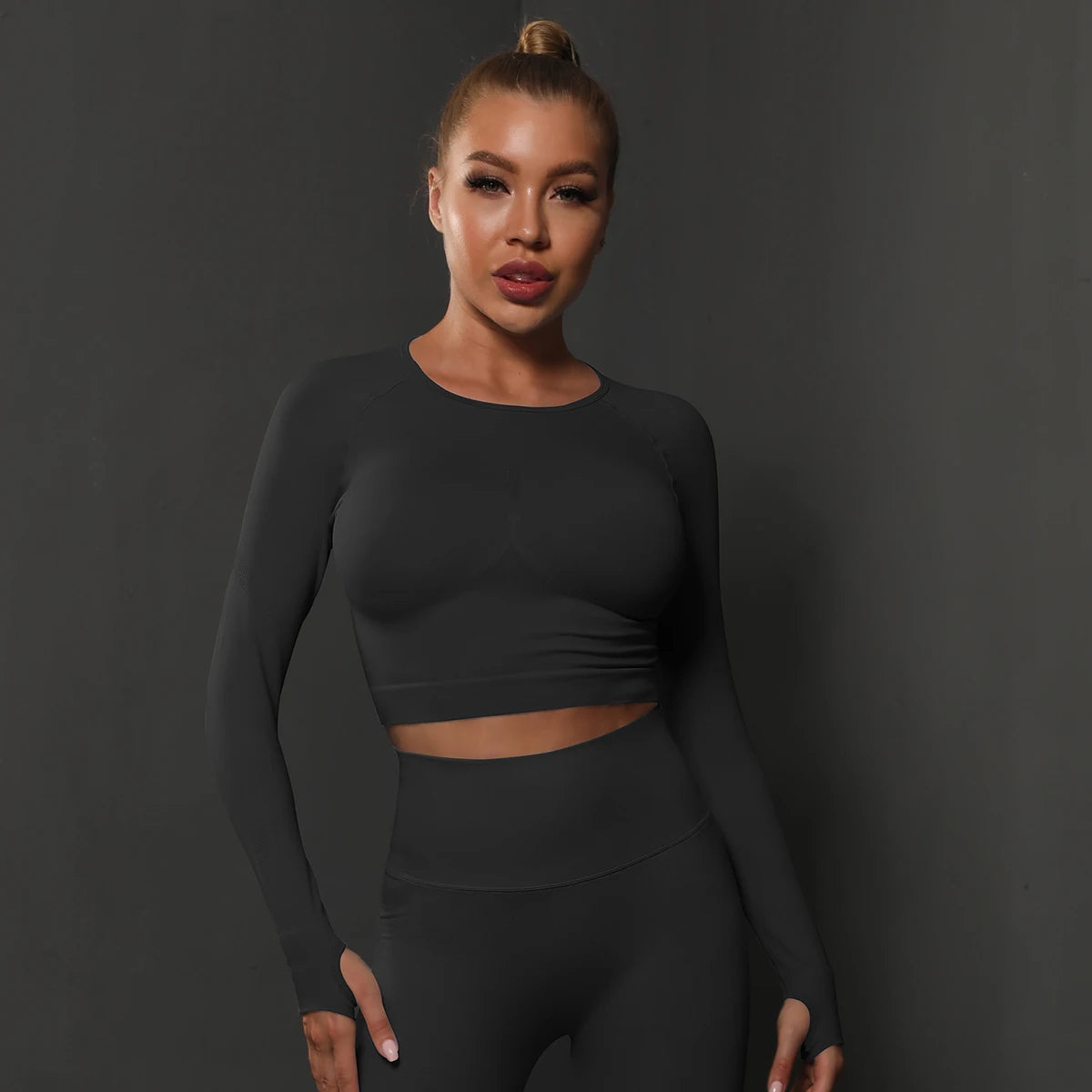 Women's Seamless Long Sleeve Yoga Crop Top - Performance Gym Sportswear