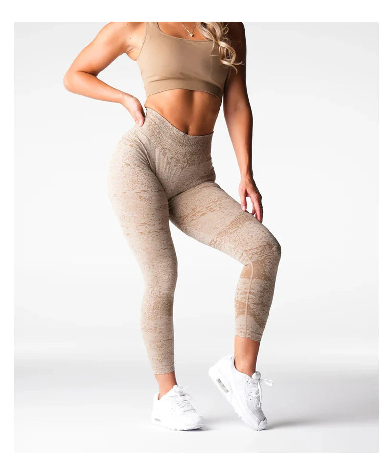 Kvinnors yogaleggings höftlyftande gym sömlösa sportbyxor hög midja fitnessleggings bubbelrumpa träning digital sömlös