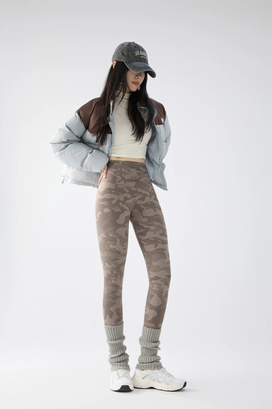 BIVIGAOS 2024 Autumn Winter Camouflage Sharkskin Leggings Brushed Shark Pants Women Thin Fleece Warm Casual Fashion Leggings