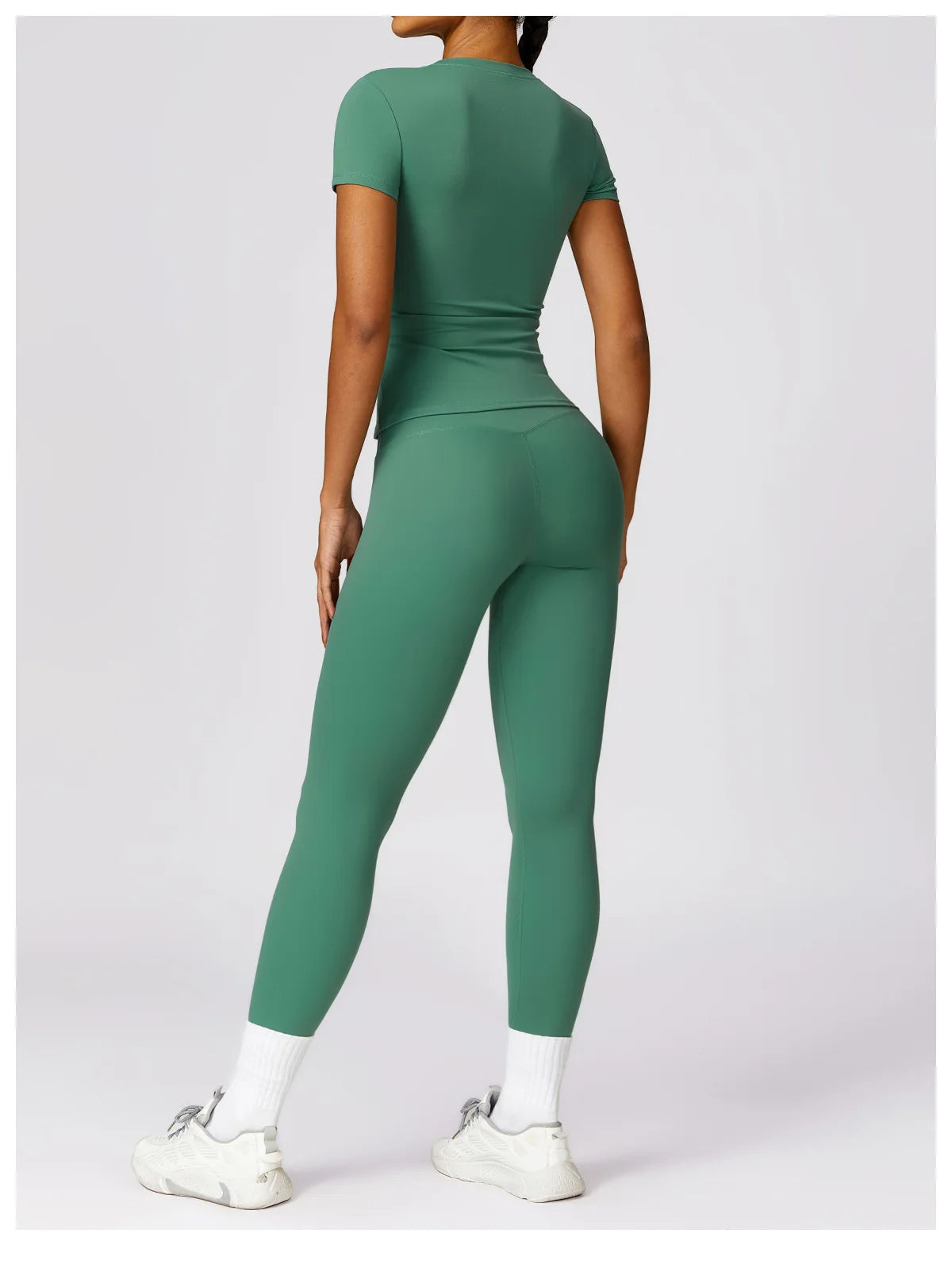 Women’s Slim Fit Sports Top – Breathable, Flexible & Workout Ready