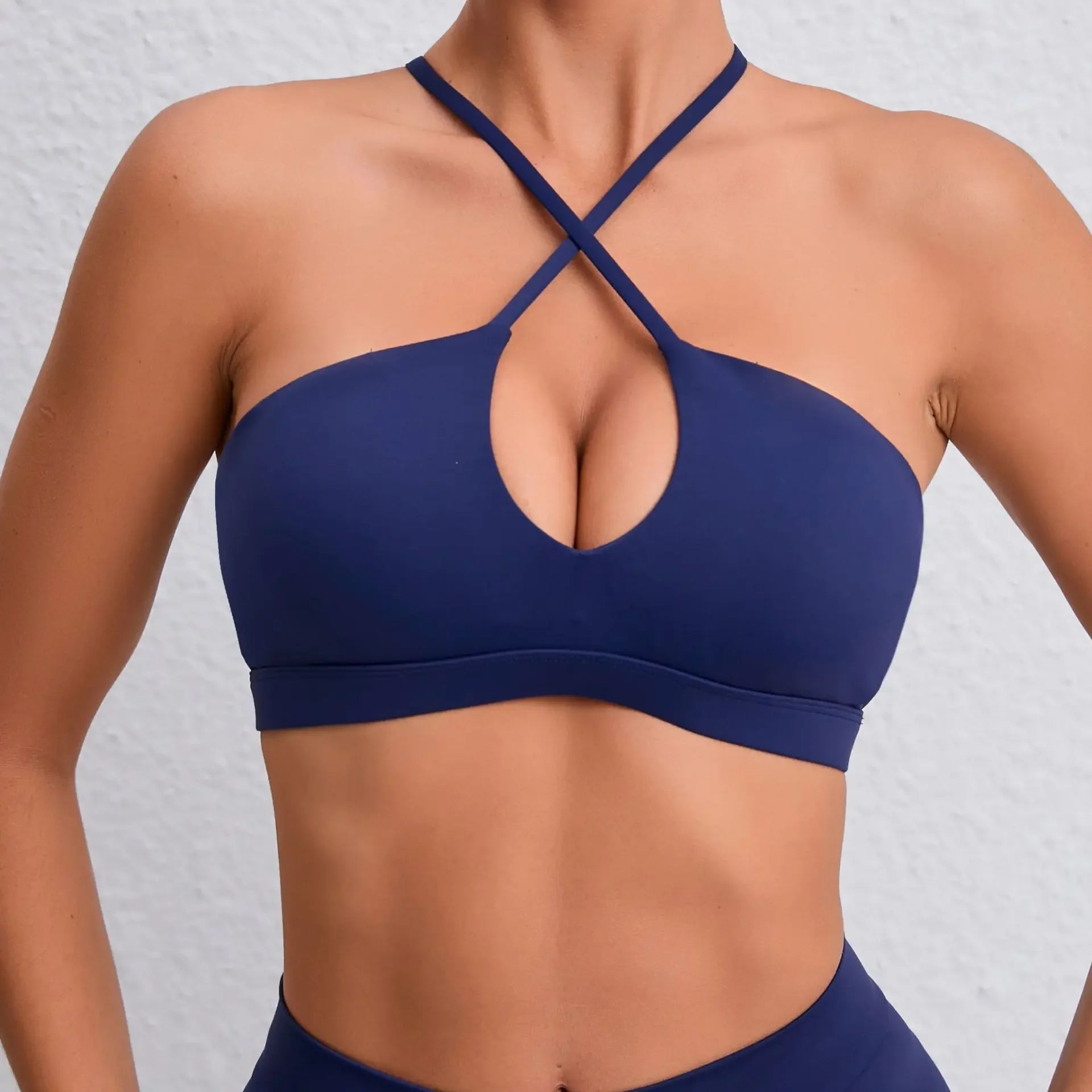 Befit STOUREG Cross Back Sports Bra – Breathable Padded Gym & Yoga Top for Women's