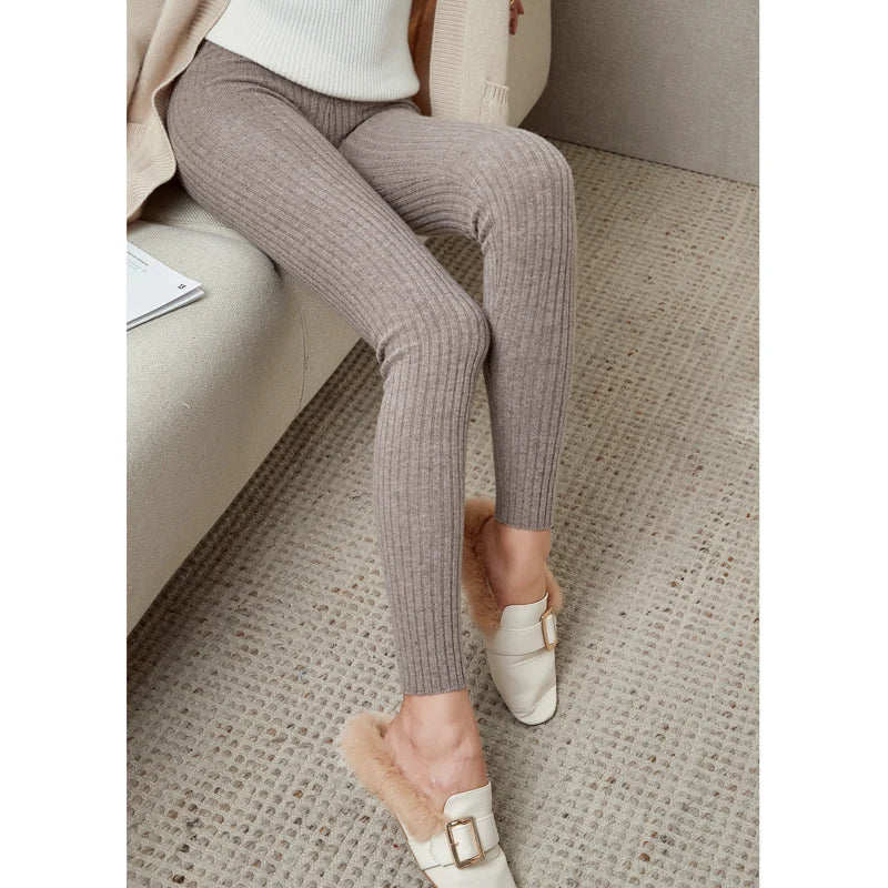 Warm 100% Merino Wool Striped Leggings for Women | Befit